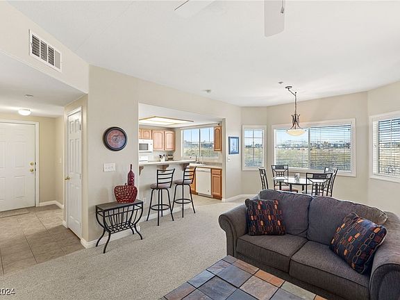 5th image of 833 Aspen Peak Loop Unit 1221