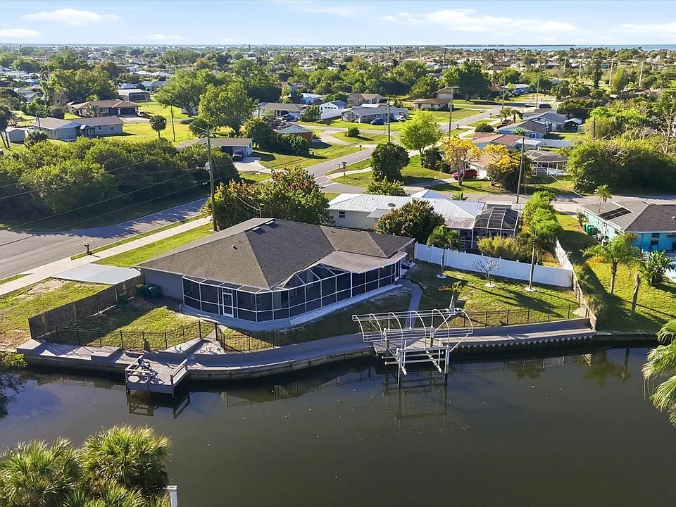 3517 Port Charlotte Blvd
