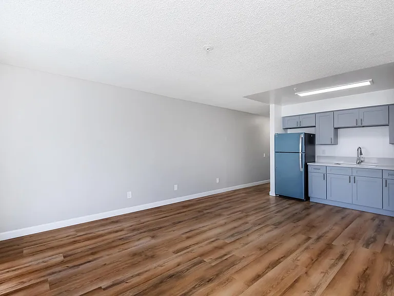 Bella Vista Senior Apartments — Photo 34