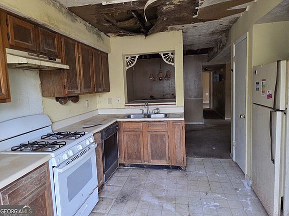 5th image of 9460 Cypress Ln
