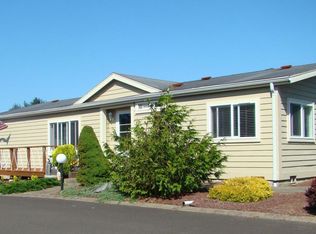 629 NE 62nd St, Newport, OR 97365