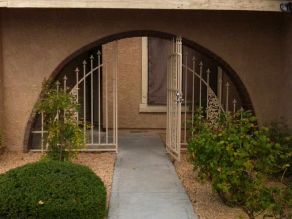 2nd image of 5192 Sunnywood Dr