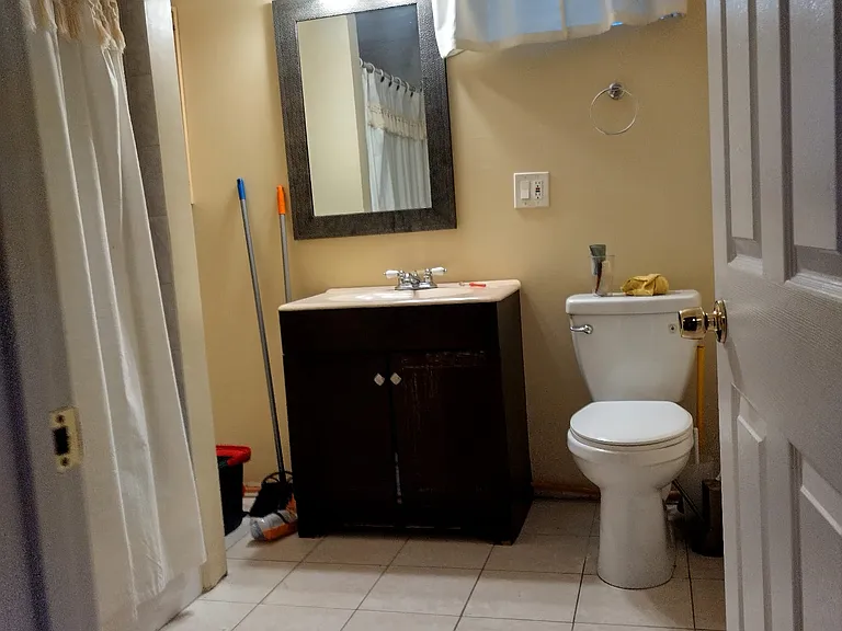 138 Devon St #BASEMENT — Photo 5