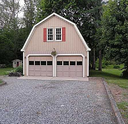 3rd image of 103 Danielson Pike