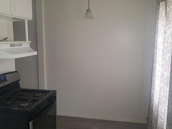 3rd image of 3548 W 170th St #B