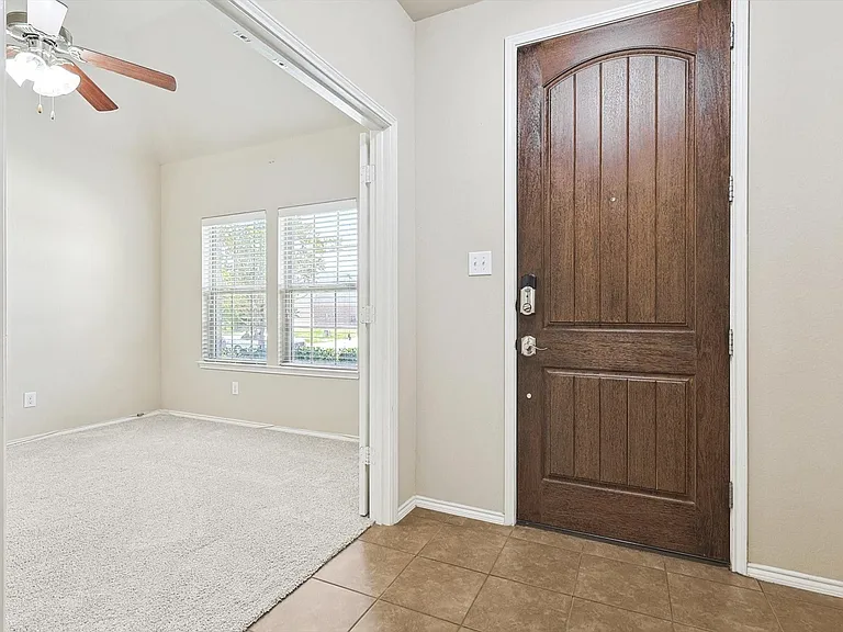 2321 Scott Creek Dr — Photo 3