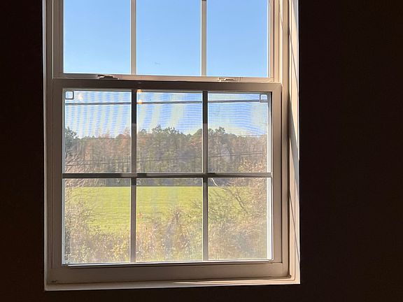 5th image of 15094 Point Lookout Rd #4