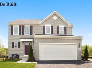 1172 Vista Lago Cir, Painesville, OH 44077
