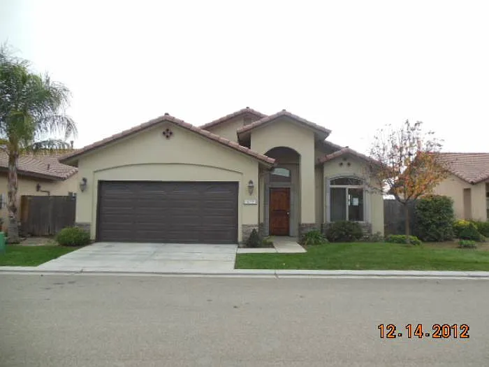 4755 W Rosetta Dr photo 1