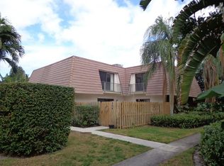504 Miramar Ln, Palm Beach Gardens, FL 33410