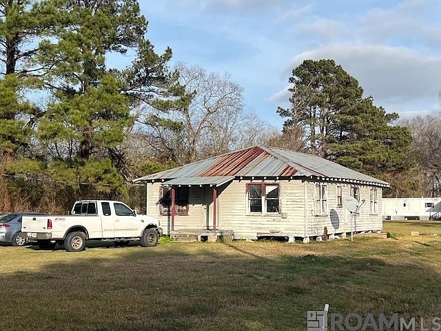 1st image of 185 Pete Wilkes Rd