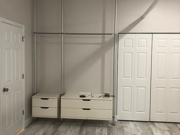 5th image of 5018 S Woodlawn Ave APT 1N
