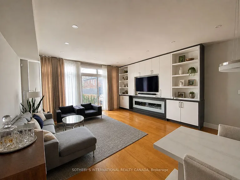 55 Tilson Rd — Photo 3