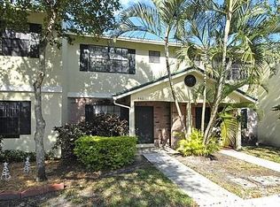 462 Westree Ln, Fort Lauderdale, FL 33324
