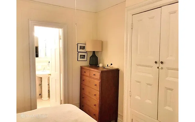 Rented by Douglas Elliman | media 25