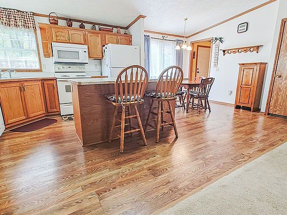 4th image of 11424 Beard Rd