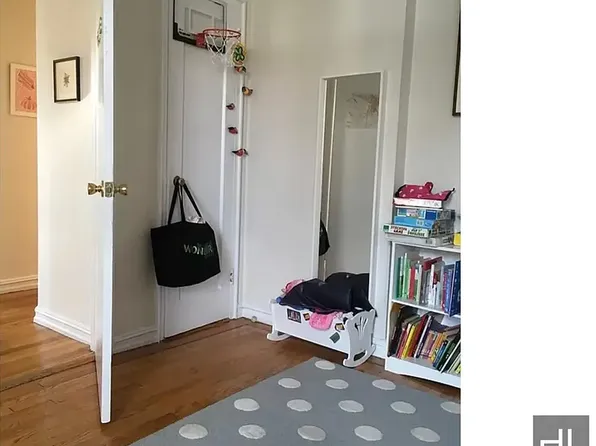 160 East Third Street image 17 of 21