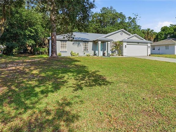 3rd image of 4022 E Sunflower Cir