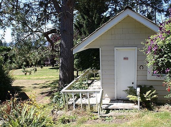 2nd image of 3967 S Camano Dr