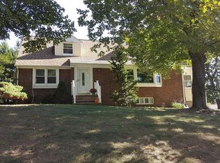 28 Voorhees Rd, New Brunswick, NJ 08901