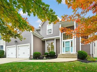 11417 King Ln, Overland Park, KS 66210
