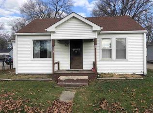 902 Windsor Rd, Loves Park, IL 61111