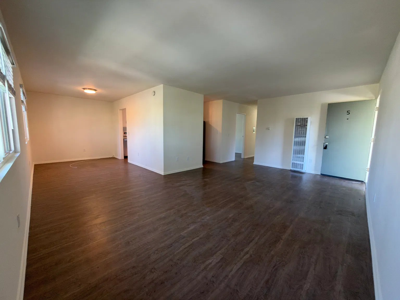 3 bed, $3,950 — Photo 2