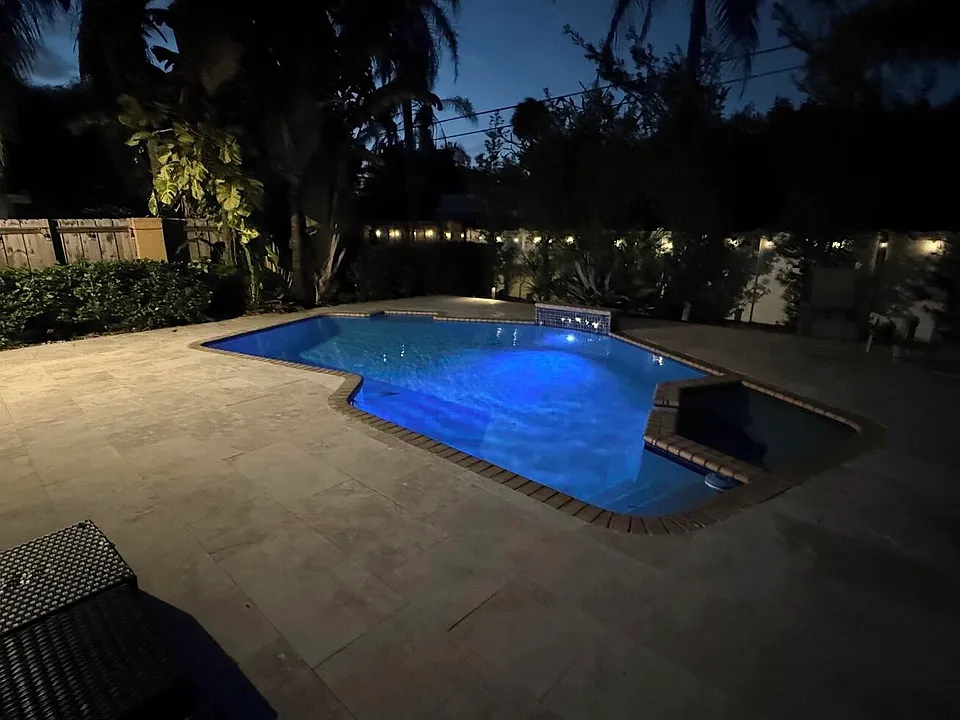 1609 SW 14th St