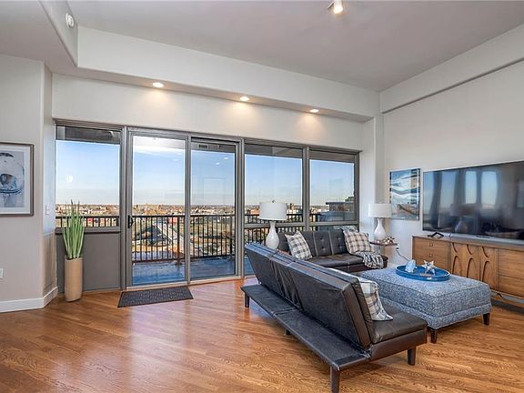 5th image of 600 E Admiral Blvd Unit 1906