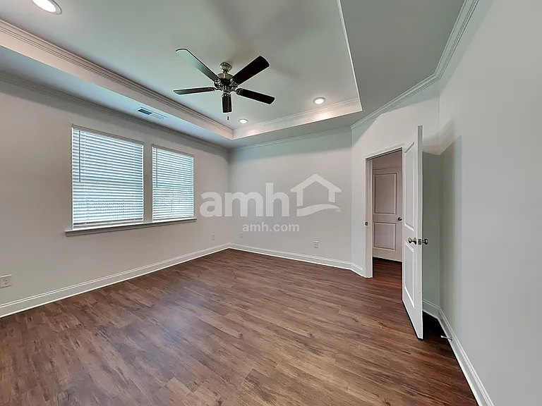 90 Spruce Cir — Photo 13