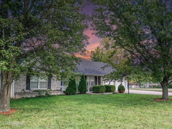 63 Larand Dr, Holts Summit, MO 65043
