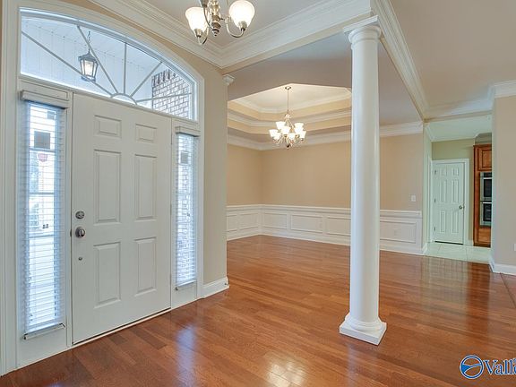 2nd image of 3200 Waterview Cir SE