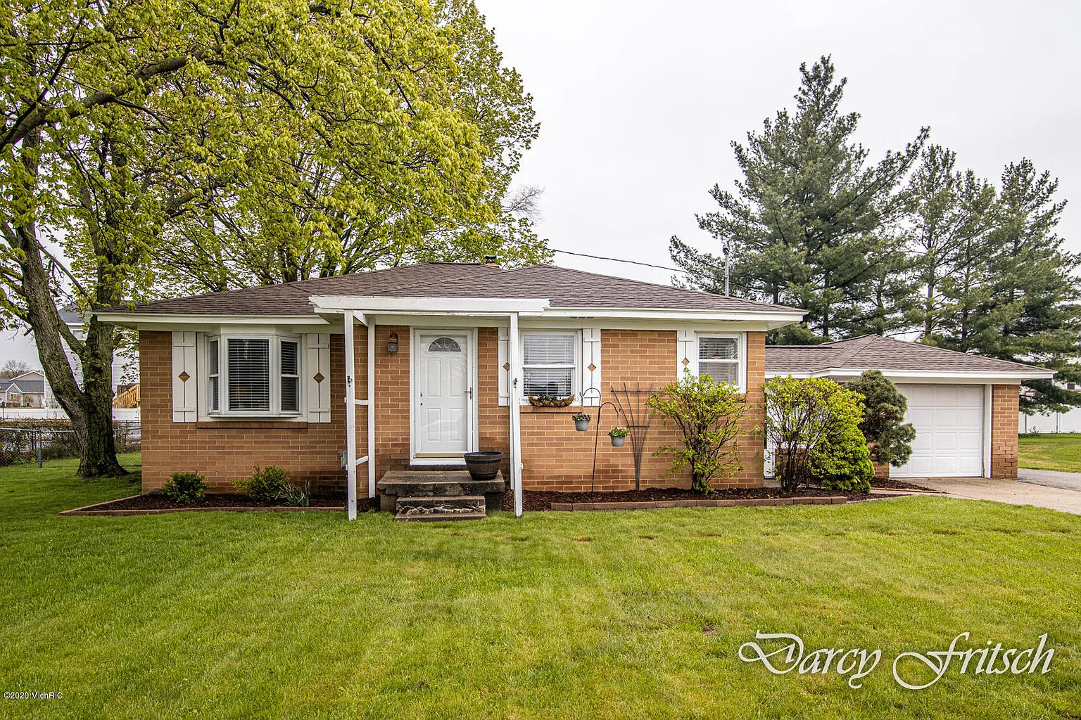 3879 Port Sheldon St photo 1