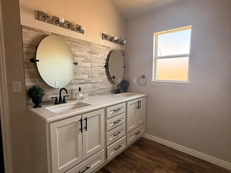 836 Sunset Park Dr — Photo 12