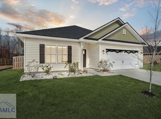694 Meloney Dr, Hinesville, GA 31313