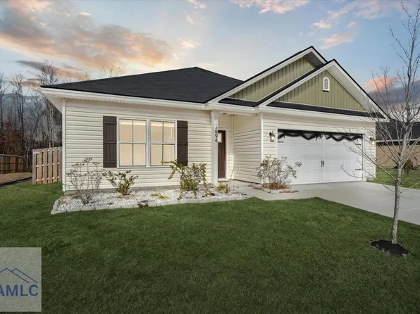 694 Meloney Dr, Hinesville, GA 31313