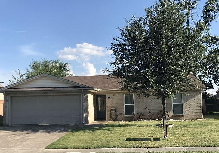 1st image of 713 Meadowdale Dr