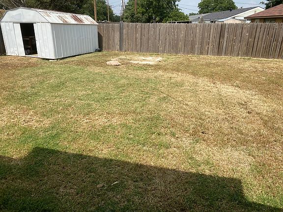 5th image of 606 Beaufort Ave