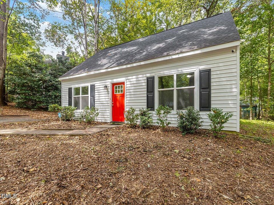 1st image of 19 Meadhall Ct