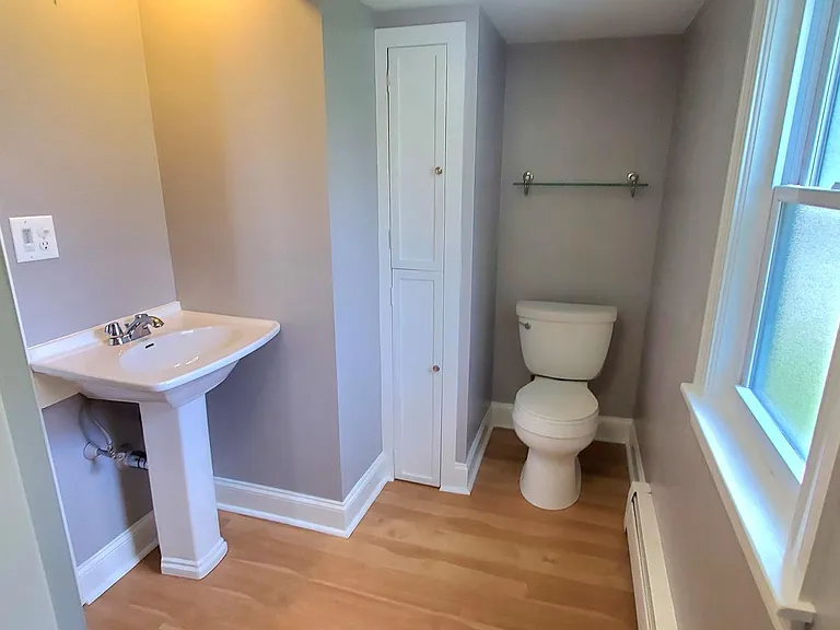 31 Thompson St #31 — Photo 12