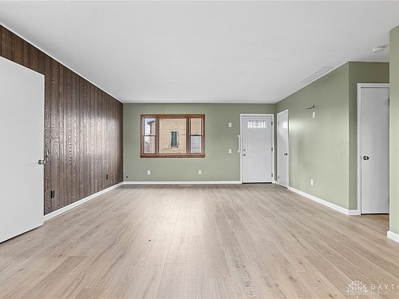 4th image of 108 S Grant St