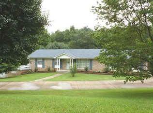 965 Gratton Rd, Clarksville, TN 37043