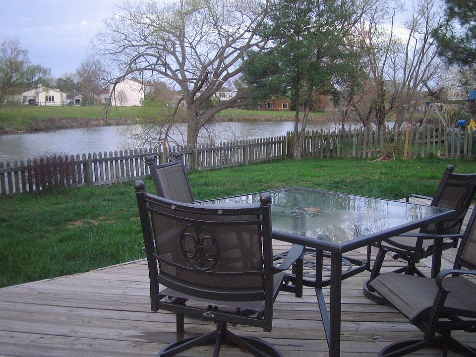 2nd image of 5032 Montrose Dr