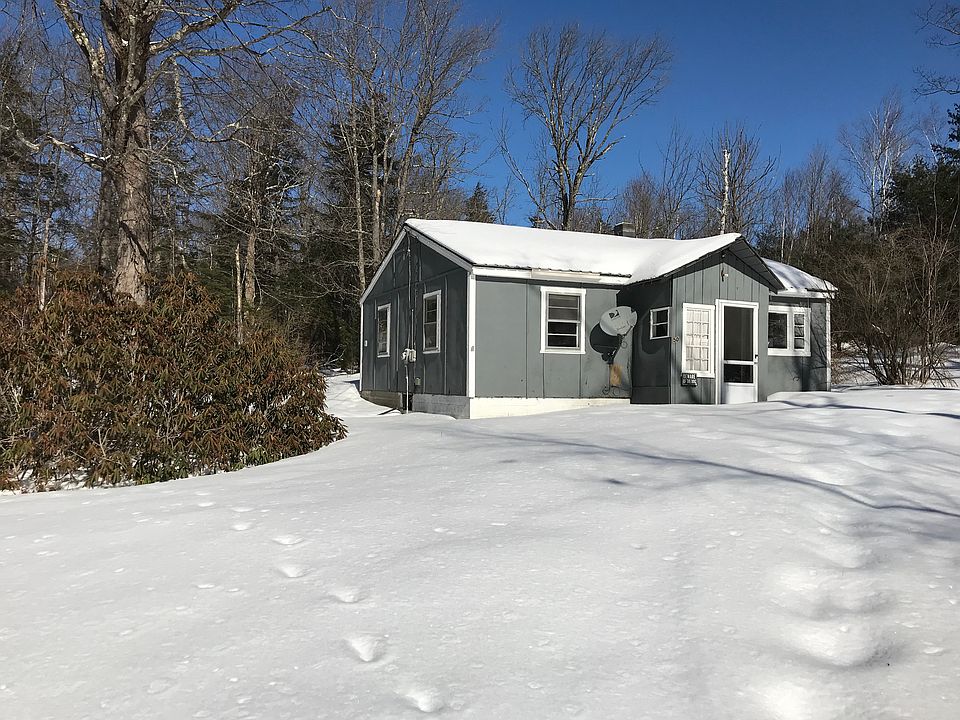 2nd image of 50 Livingston Rd