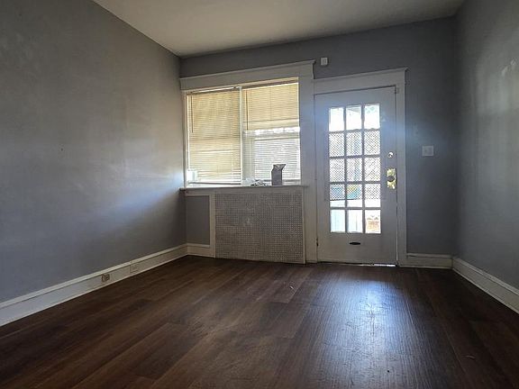 5th image of 4922 N 8th St
