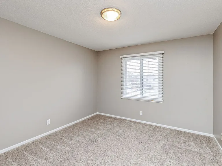 2079 NW Hickory Ln — Photo 12