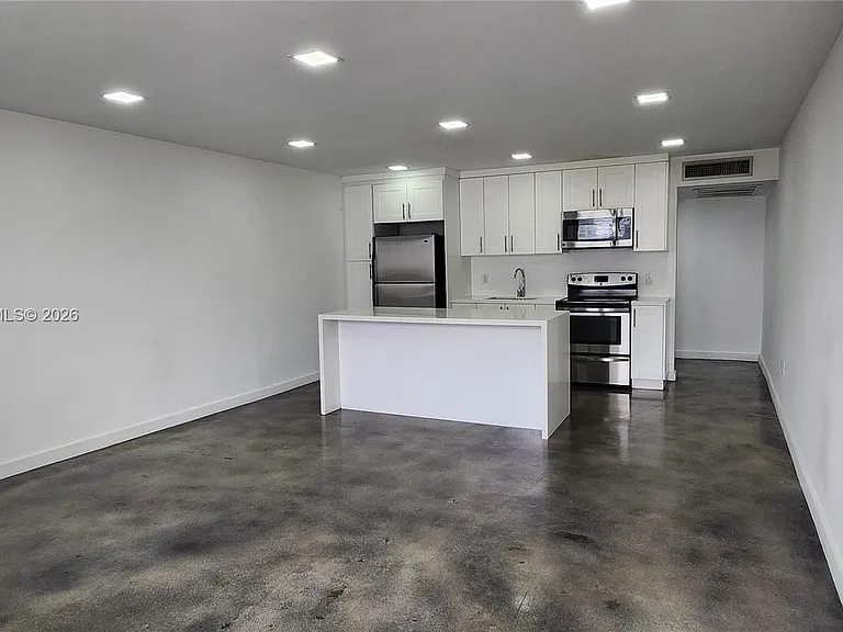1770 79th Street Cswy #D304 — Photo 1