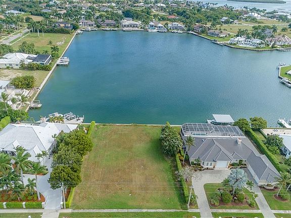 2nd image of 889 S Barfield Dr Lot 13