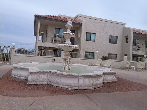 3rd image of 1989 Mesquite Ave Unit 13