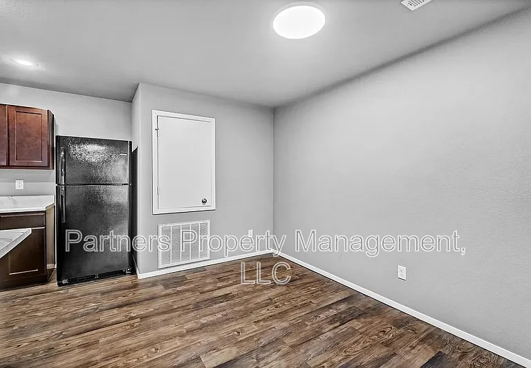 234 E Anabranch Ct #1 — Photo 7